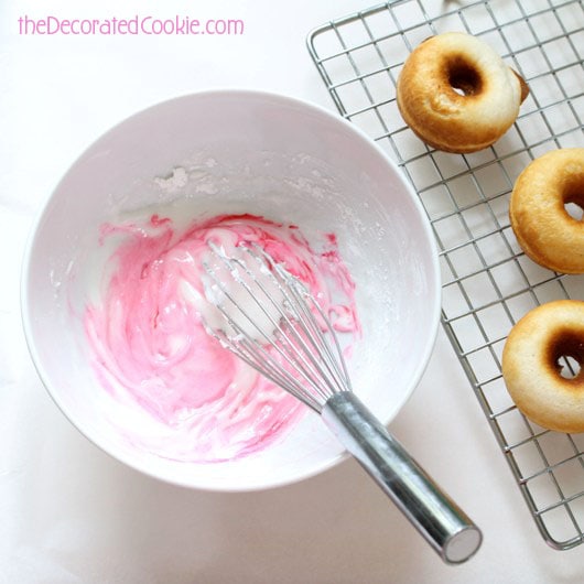 biscuit donut icing