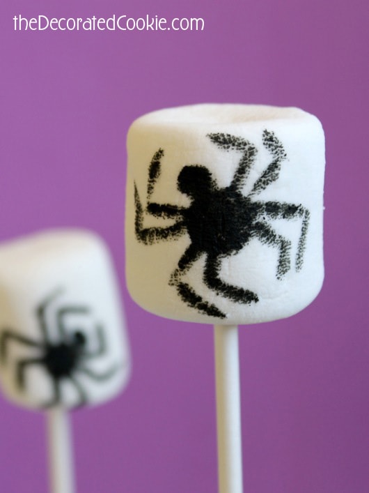 spider marshmallows for Halloween