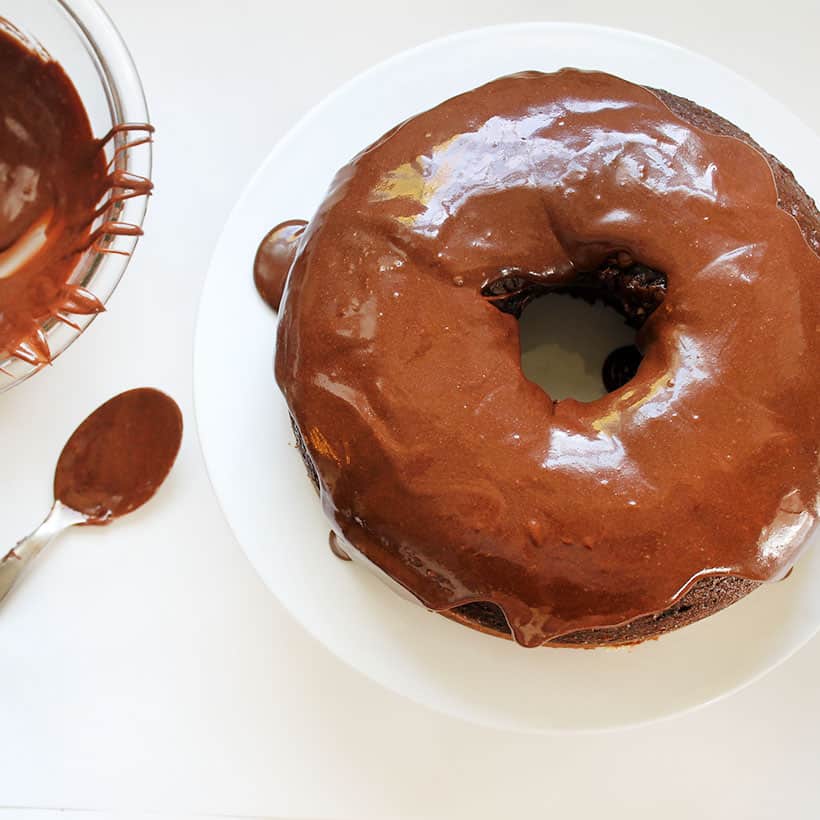 CHOCOLATE TURKEY CAKE--EASY, fun cake for Thanksgiving