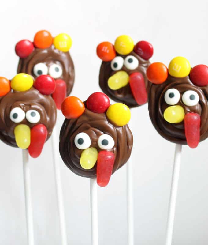 CHOCOLATE TURKEY POPS: Fun candy idea for Thanksgiving