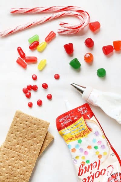 EASY GRAHAM CRACKER GINGERBREAD HOUSES for Christmas