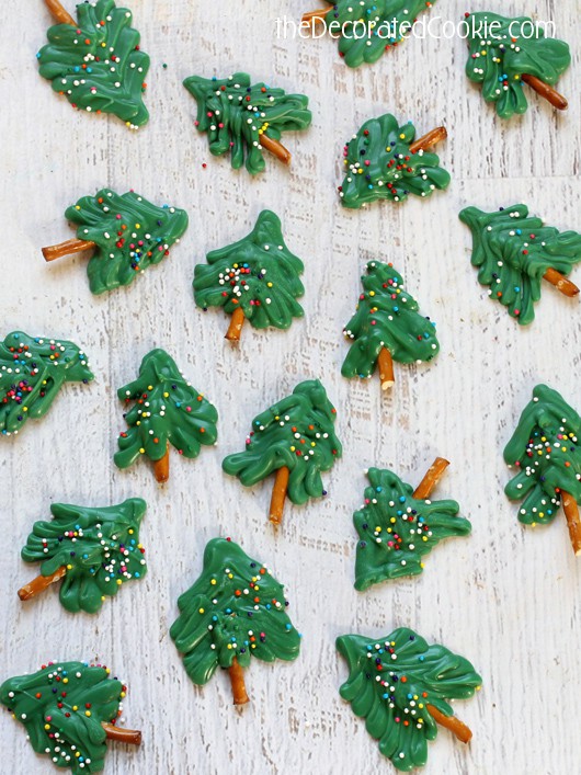 how to make mini chocolate Christmas trees