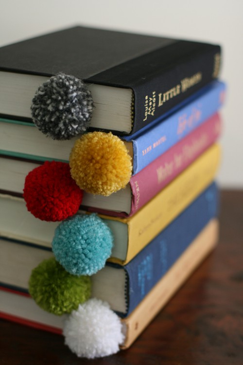 pompom-book