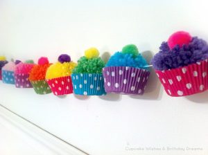 pompom-cupcake