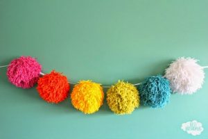 pompom-garland