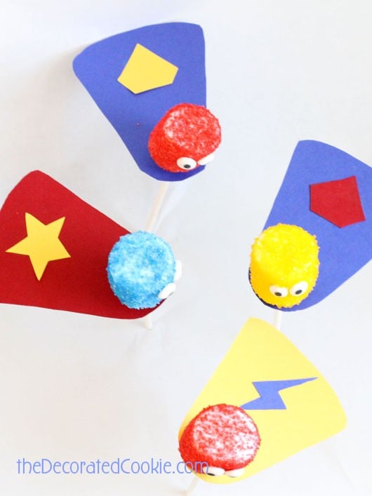 superhero marshmallow pops