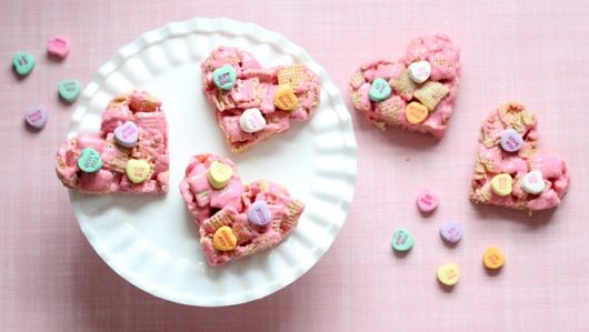 Heart-Shaped Vanilla Chex Treats 