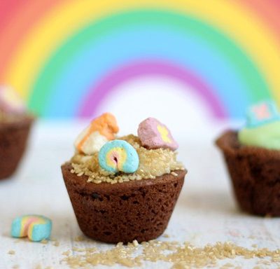 Lucky Charms "Pot of Gold" Cookie Cups