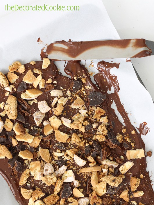 Girl Scout Cookies Chocolate Bark, A Fun And Easy Dessert.