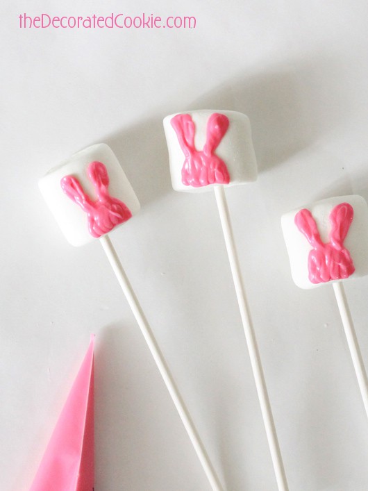 bunny marshmallow pops