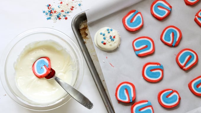 4th of July desserts idea: Red, white, and blue homemade peppermint patties recipe