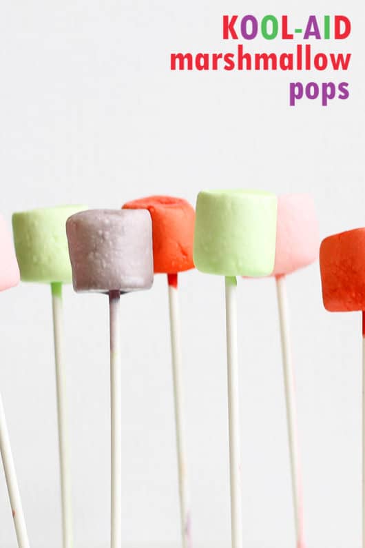 Kool Aid marshmallow pops are a Summer treat idea