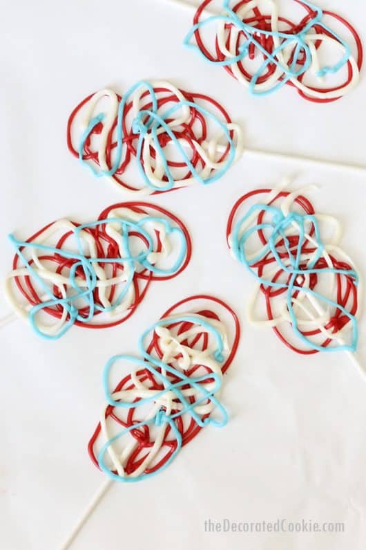 4th of July lollipops for a fun red, white, and blue treat!