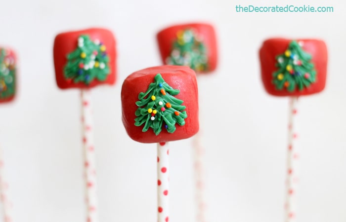 Christmas tree marshmallow pops 