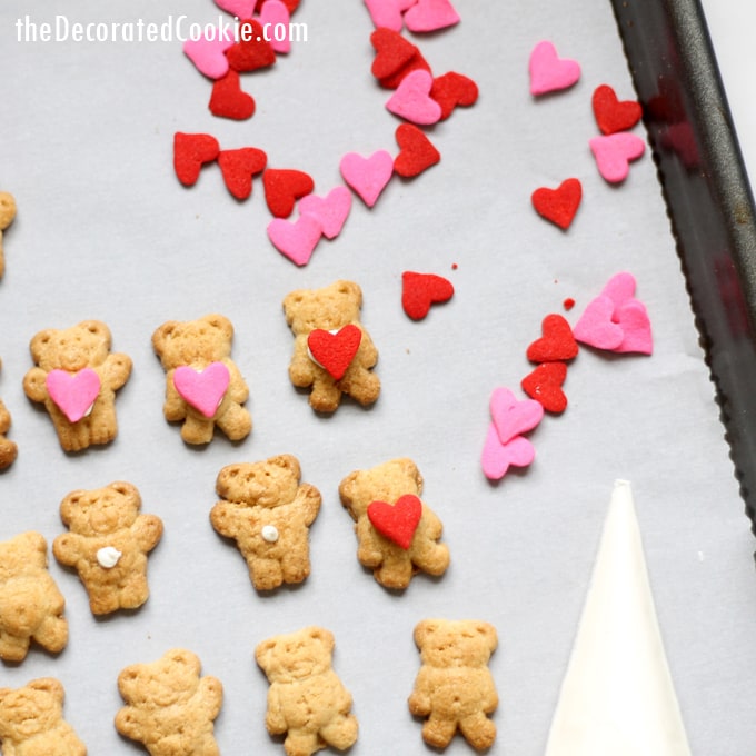 Valentine's Day teddy grahams