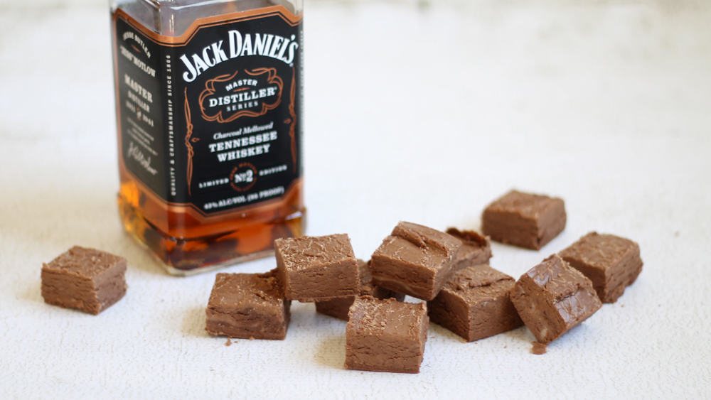 boozy fudge 3-ingredient Jack Daniels fudge 