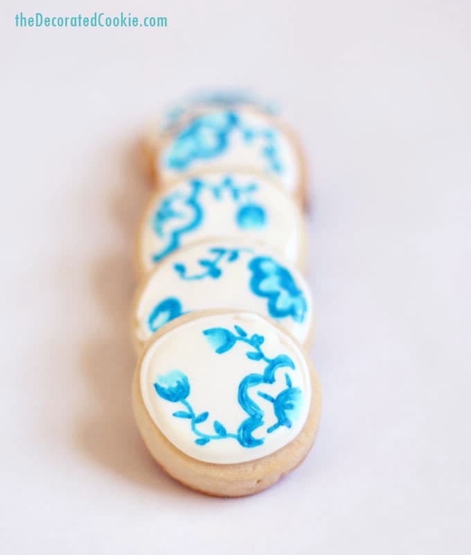 blue and white china cookies 