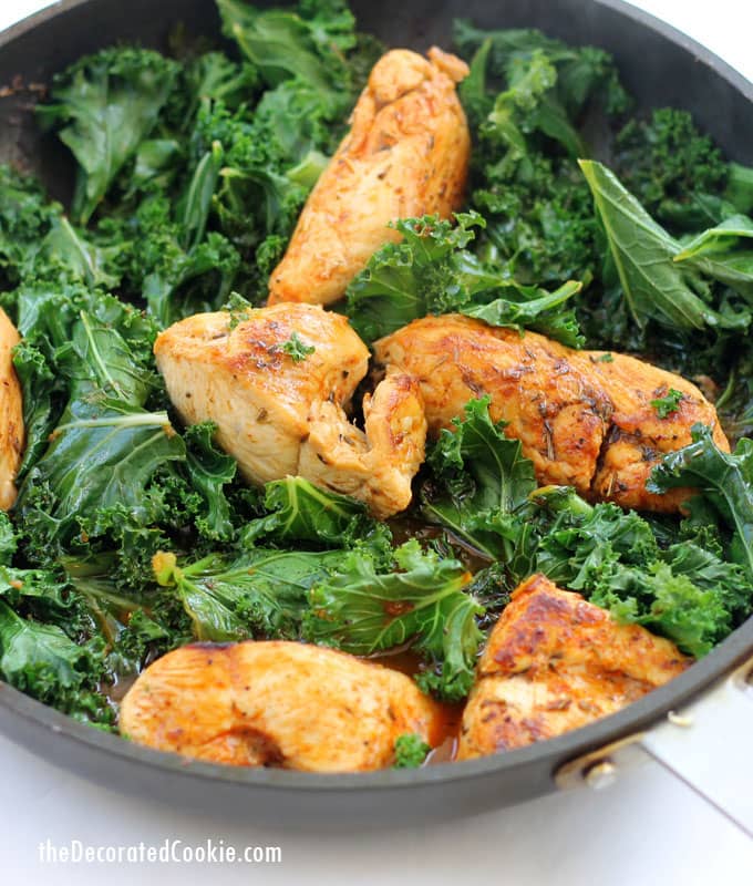 easy dinner: chicken and kale in white wine and herbs