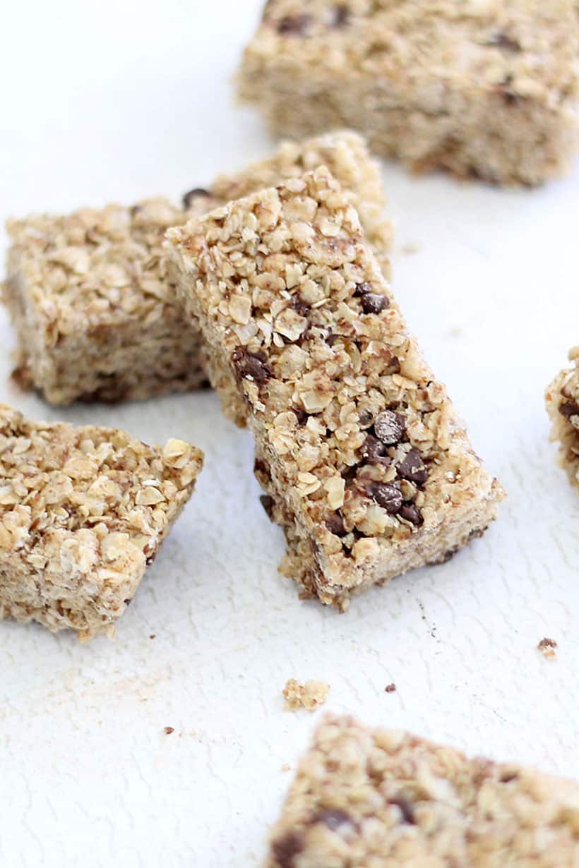 homemade chocolate chip granola bars 