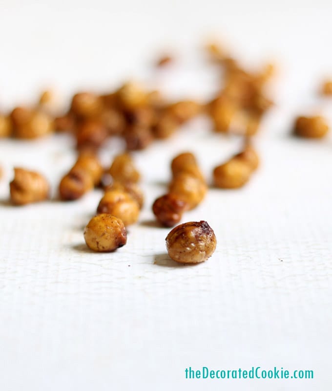 healthy crispy chickpeas snack - roasted chickpeas 