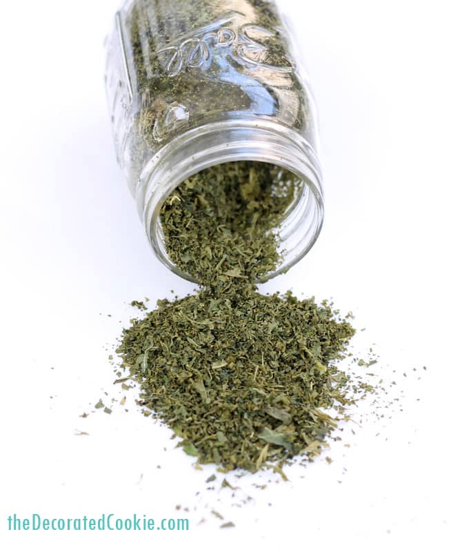 Homemade kale powder