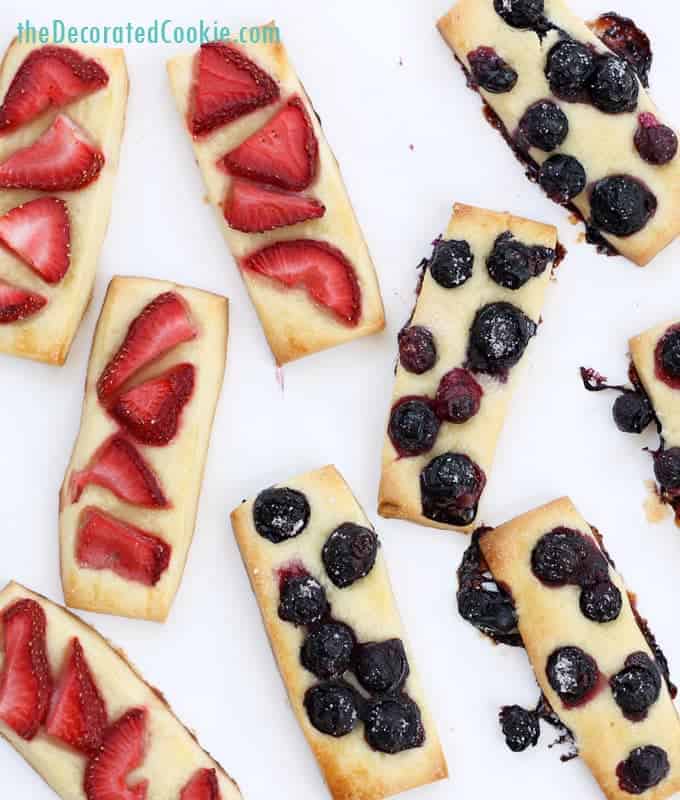 the BEST berry shortbread cookies ever, great Summer dessert 