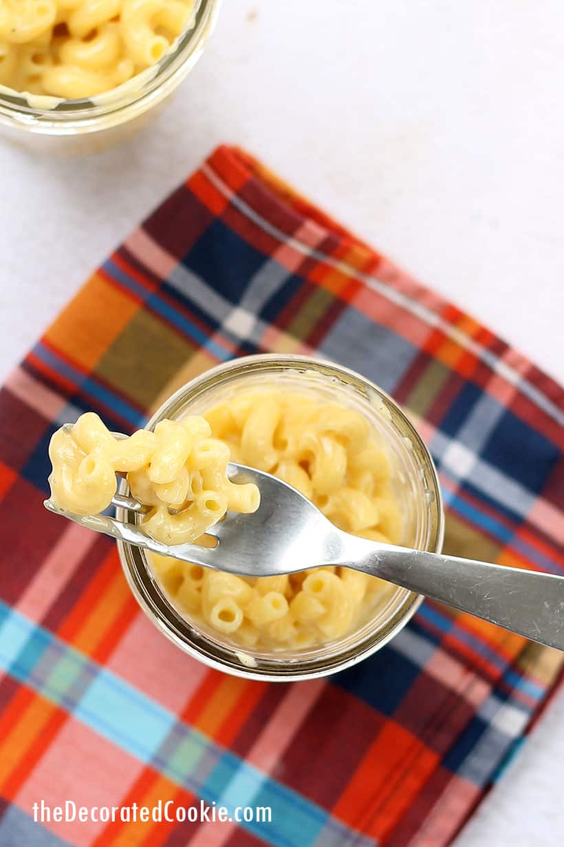 copycat Kraft Easy Mac and cheese recipe in microwave