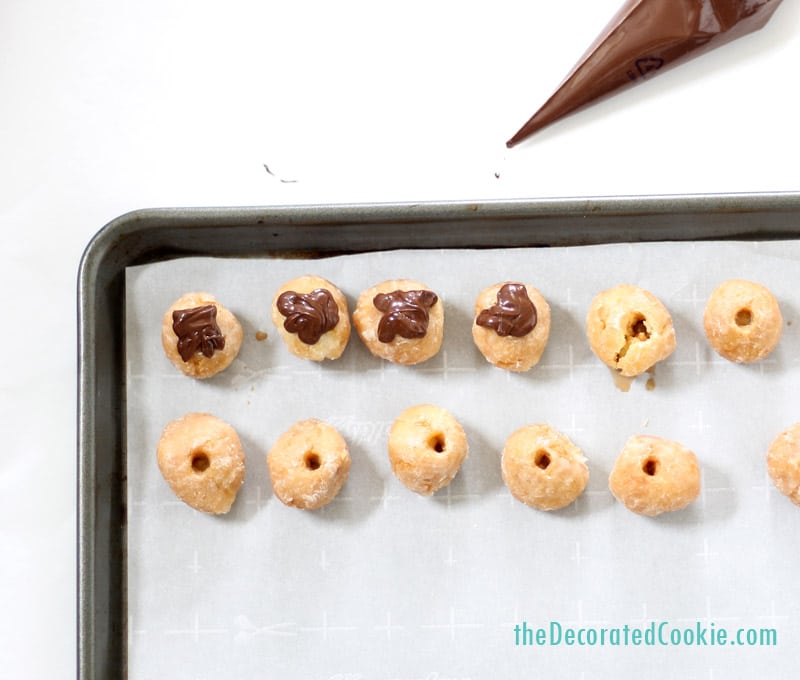 booze-filled donut holes - Irish Cream liquor filled donut holes for brunch 