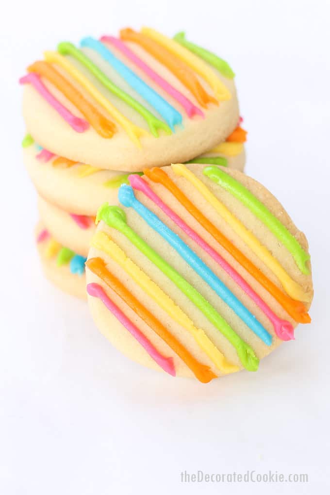 STRIPED RAINBOW COOKIES -- an easy cookie decorating idea for a rainbow or unicorn party, kid-friendly cookie decorating idea