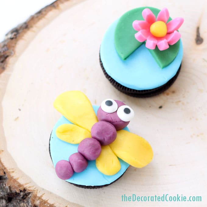 how to make candy clay and frog Oreos