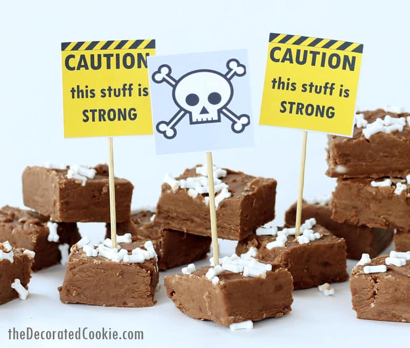 3-ingredient boozy Halloween fudge with free printables