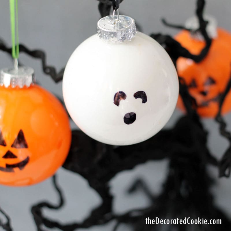 how to make Jack O' Lantern and Ghost Halloween ornaments