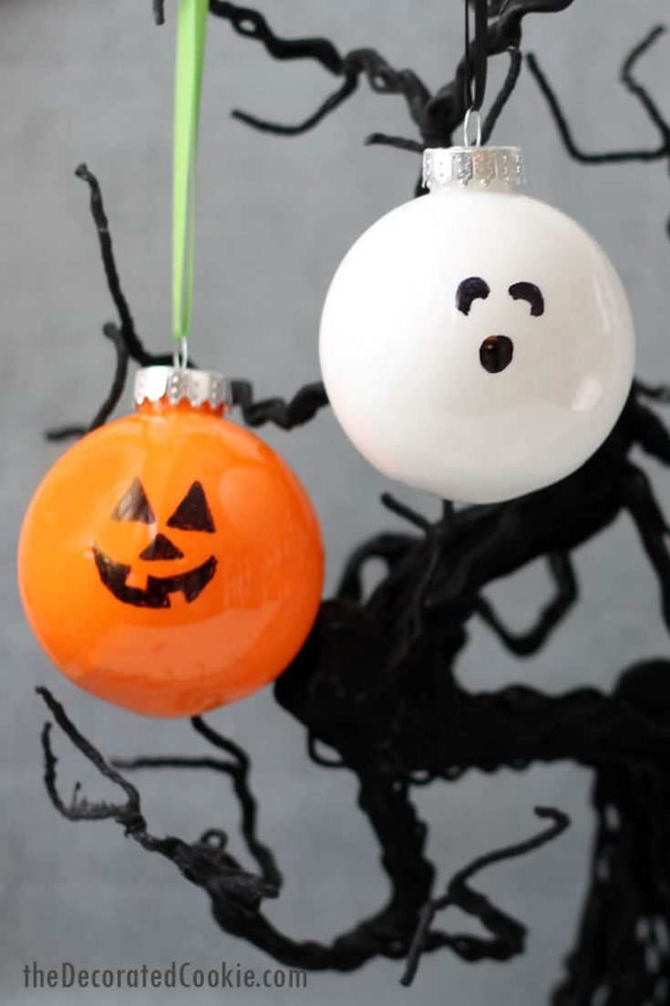 Halloween ornaments craft, Jack o' lantern and ghost.