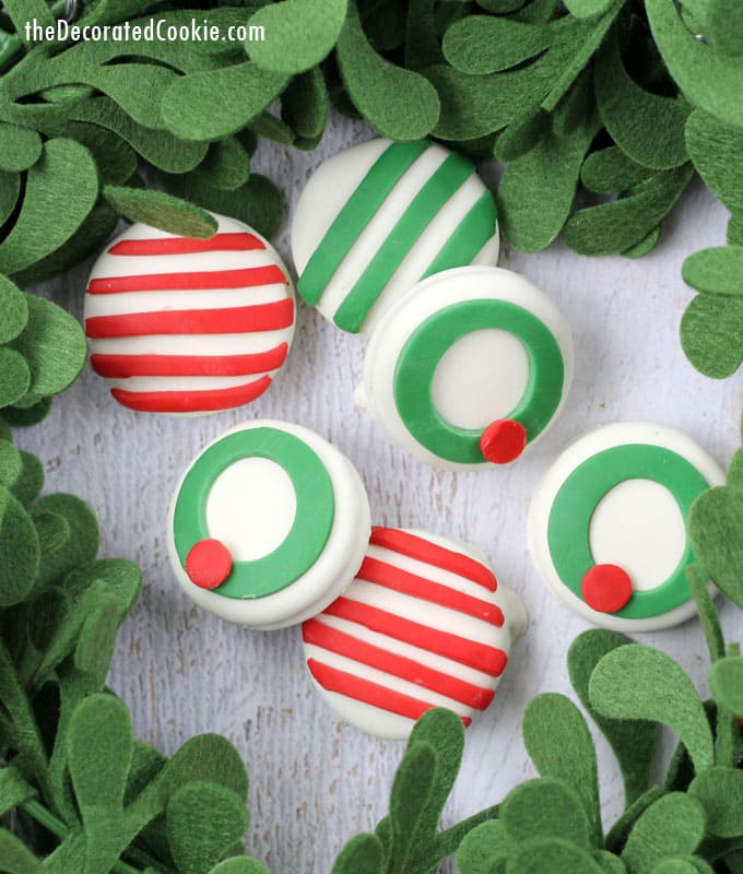 candy clay Christmas Oreos 