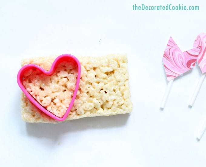 super easy cupid's arrow Rice Krispie Treats for Valentine's Day