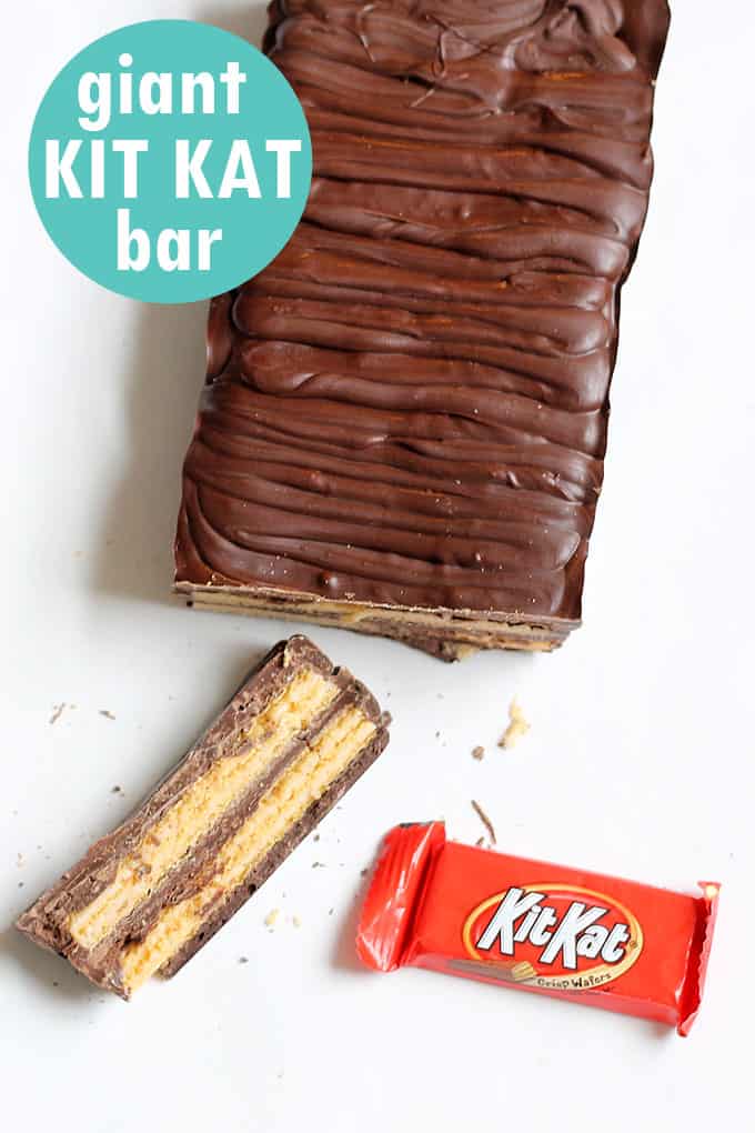 Hearty Genoptag Sammenlignelig giant homemade Kit Kat bar with only two ingredients