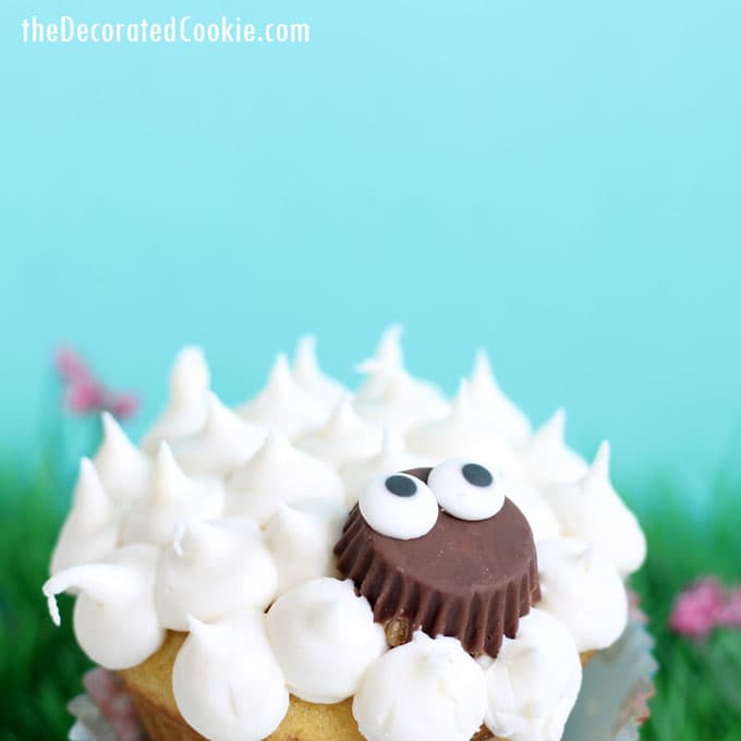 super easy lamb cupcakes for Easter 