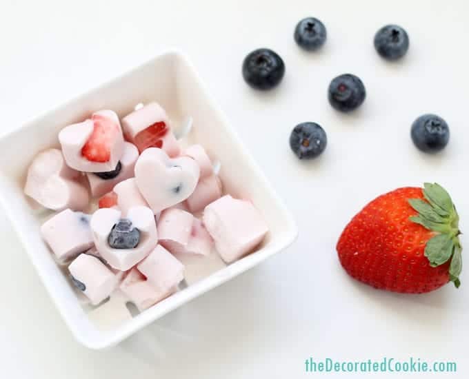 EASY fruit and frozen yogurt bites -- a healthy, kid-friendly snack 