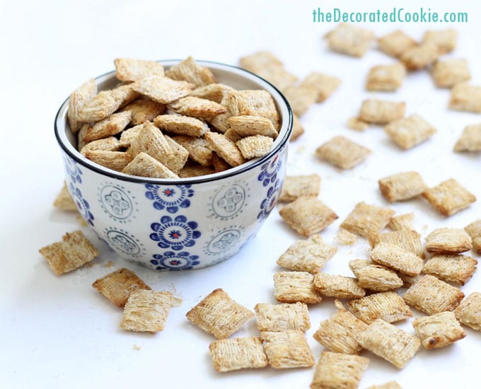 easy homemade Triscuits -- 3 ingredients 