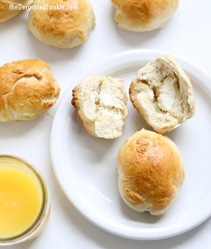 homemade Bantam bagels stuffed with cream cheese -- video how-tos 