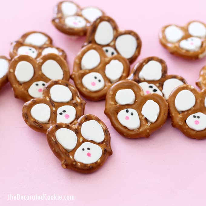 Easy Easter bunny pretzels -- chocolate pretzels