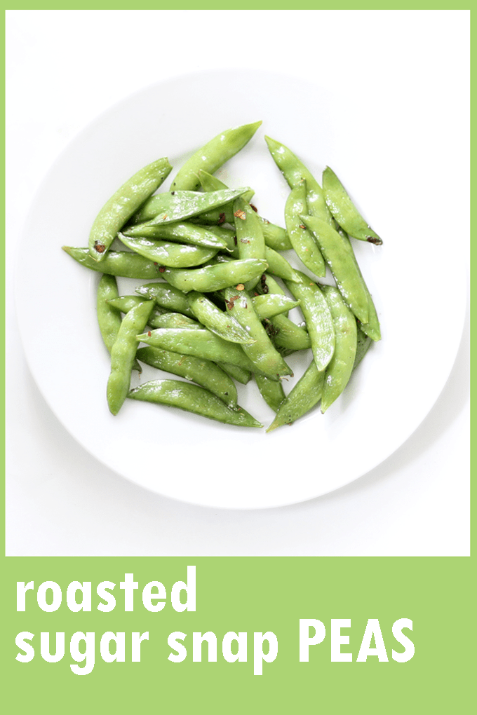 Roasted sugar snap peas are a healthy, easy side dish or snack idea. Great idea for a vegetable side dish. Video recipe included. #sugarsnappeas #snappeas #sidedish #roastedsnappeas #recipe #snack #healthy #lowcarb #glutenfree #vegetables 