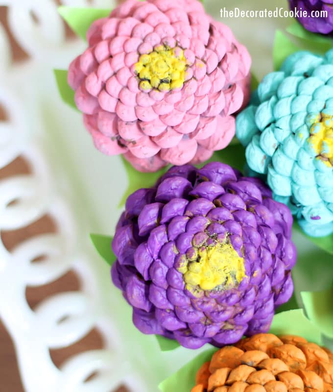 easy pinecone Zinneas -- pinecone crafts -- flower crafts -- centerpiece home DIY