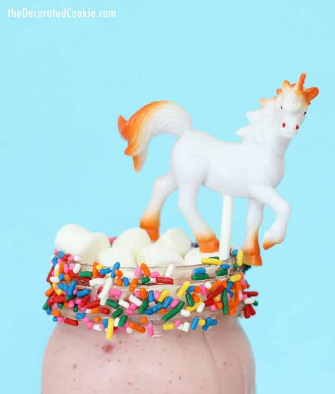 healthy unicorn smoothie -- 3-ingredient, easy, unicorn food with video how-tos (including the unicorn-on-a-stick)
