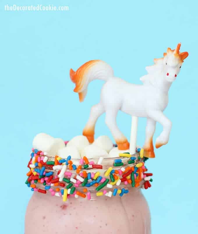 healthy unicorn smoothie -- 3-ingredient, easy, unicorn food with video how-tos (including the unicorn-on-a-stick) 