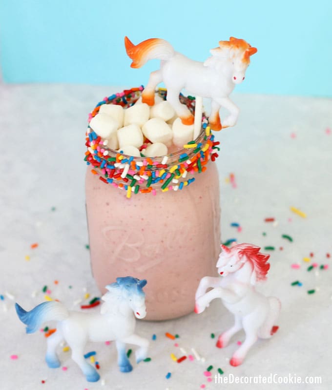 healthy unicorn smoothie -- 3-ingredient, easy, unicorn food with video how-tos (including the unicorn-on-a-stick) 