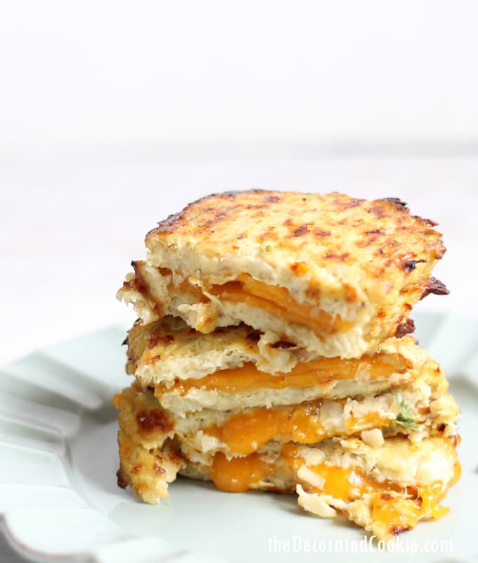 grilled cheese with cauliflower bread -- cauliflower substitute --low-carb lunch 