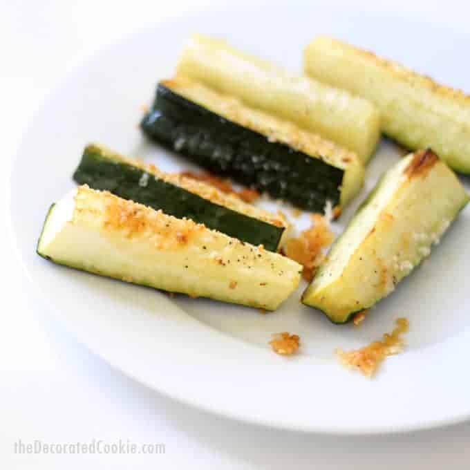 EASY baked Parmesan zucchini sticks -- vegetable side dish idea