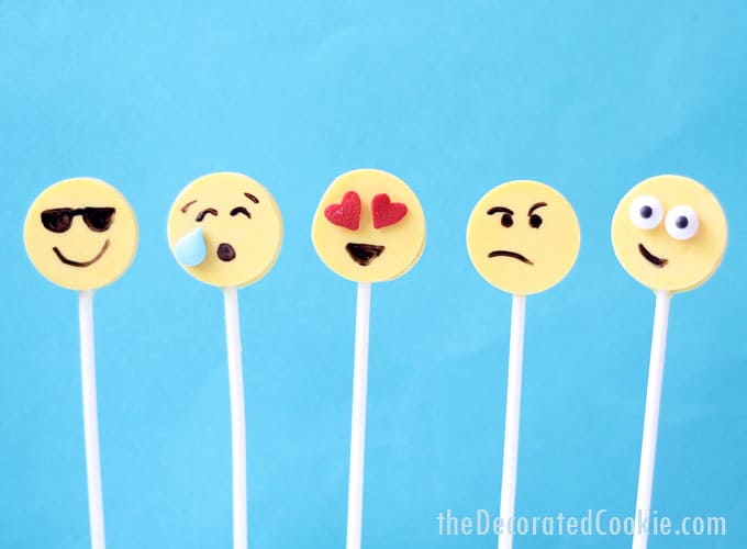 emoji party food idea: EASY chocolate emoji candy pops 