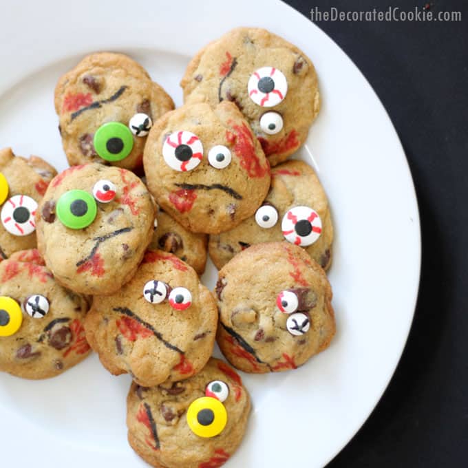 ZOMBIE chocolate chip cookies -- Halloween treat idea